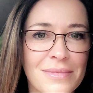 Meet your Posher, Dollitta